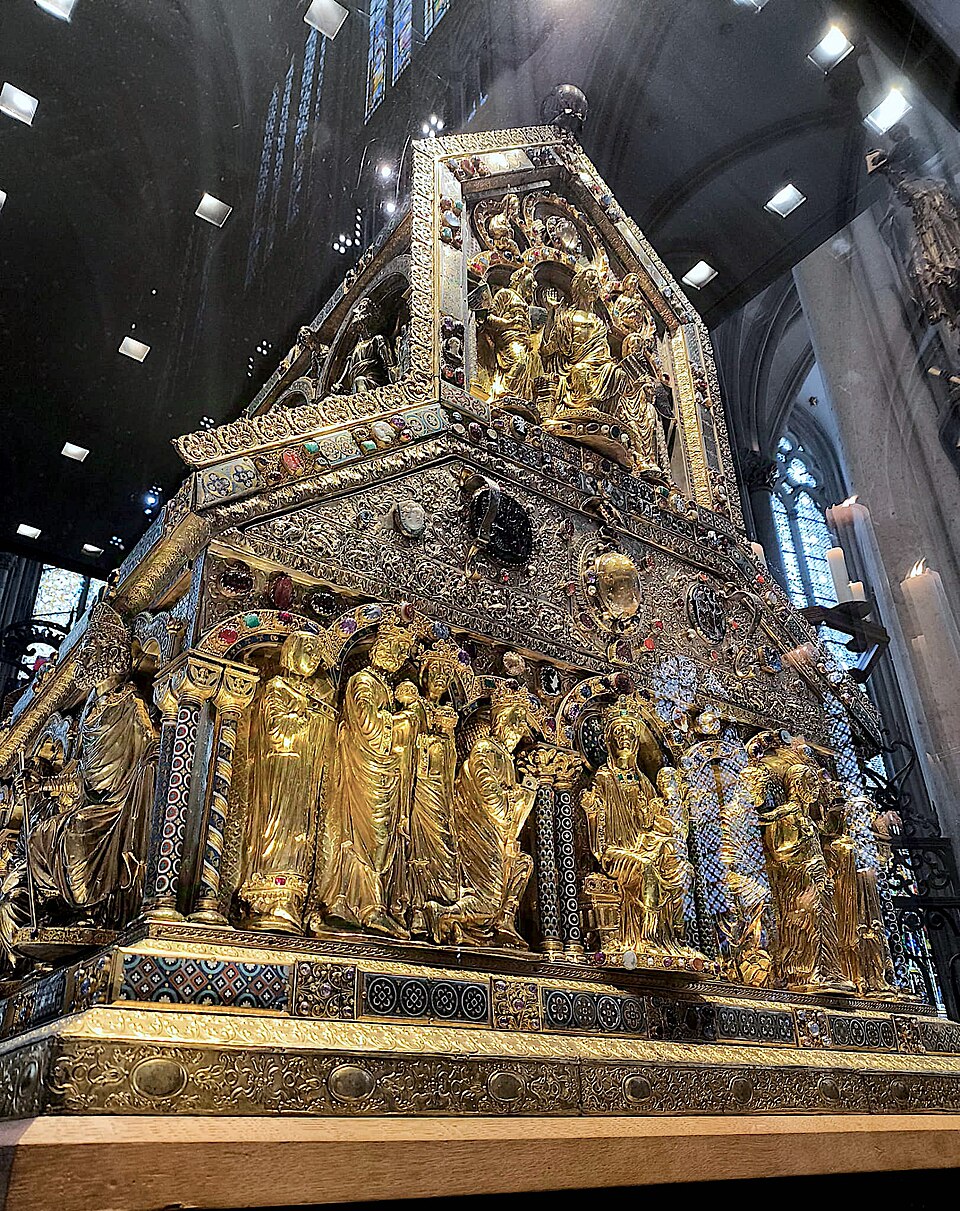 A close view of the gilded Shrine of the Three Magi inside Cologne Cathedral
