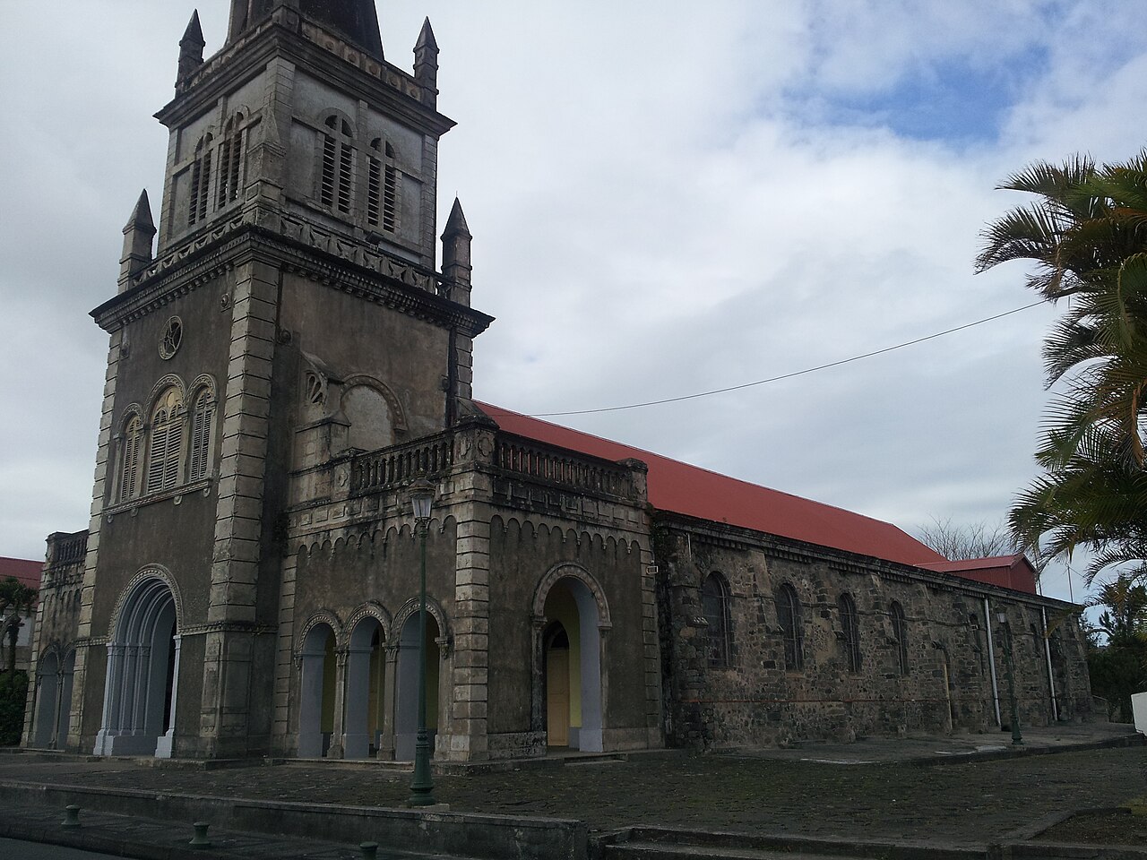 A side view of Notre-Dame de la Délivrande in Morne-Rouge