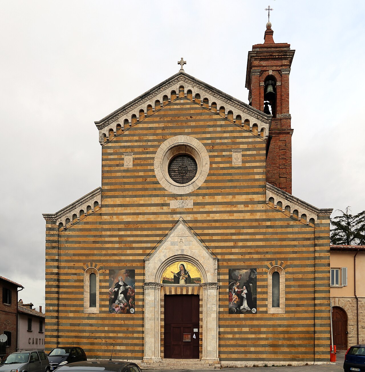The exterior of Sant'Agnese in Montepulciano