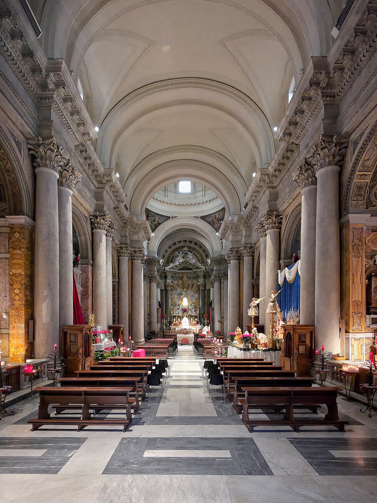 The nave of San Salvatore in Lauro, Rome, the church associated with the Padre Pio blood relic discussed in this file