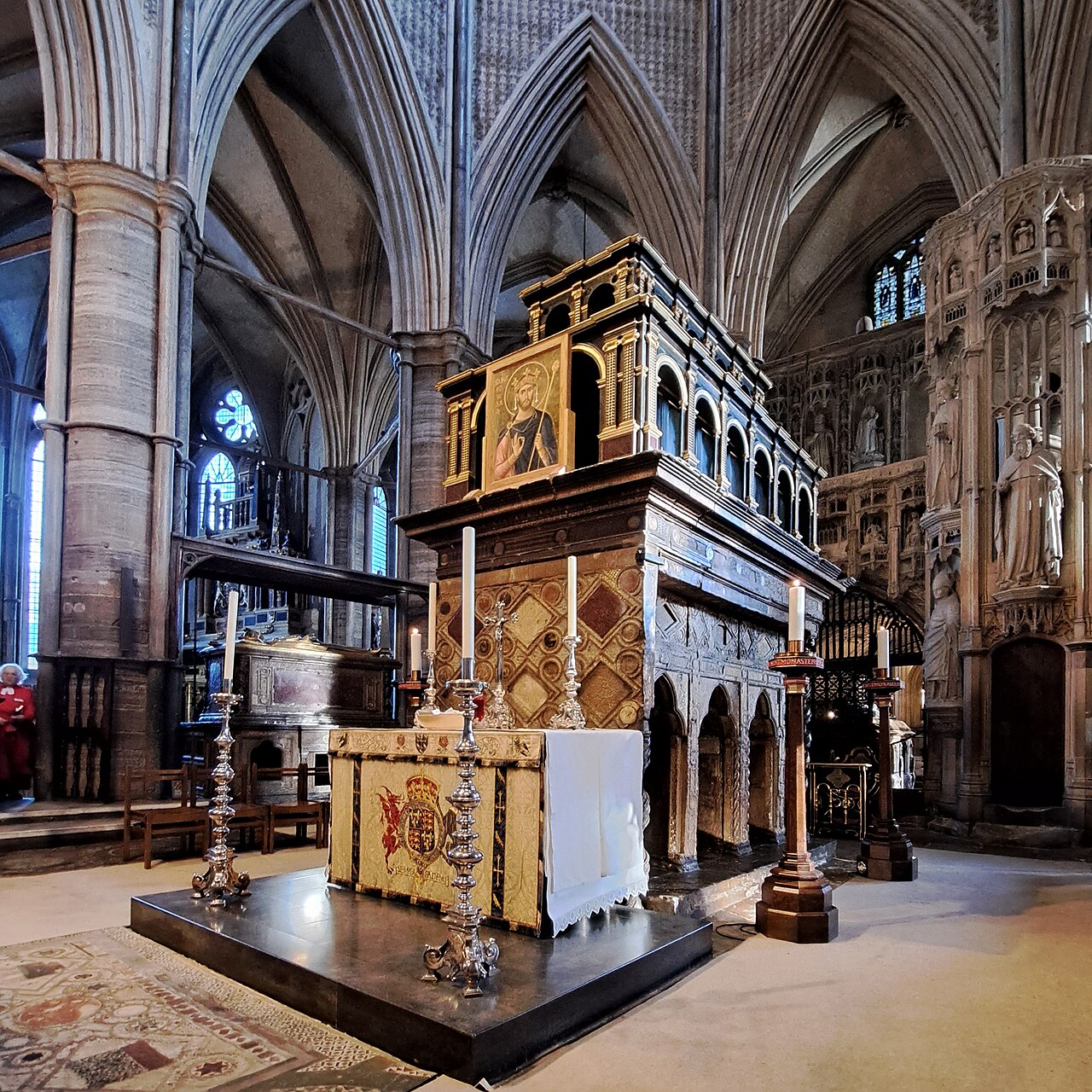 The chapel and shrine of Edward the Confessor in Westminster Abbey