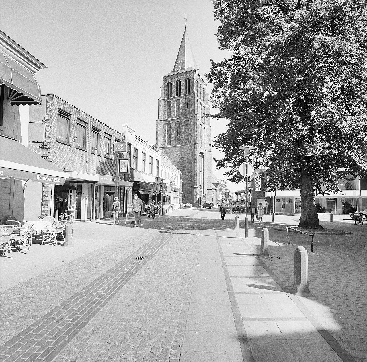 The tower and surroundings of Saint Peter’s Church in Boxmeer, in a Dutch Cultural Heritage Agency photograph