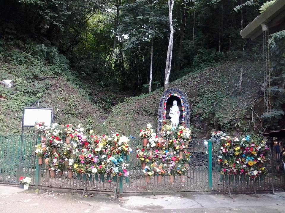 The waterfall setting at Betania associated with the reported apparition narrative