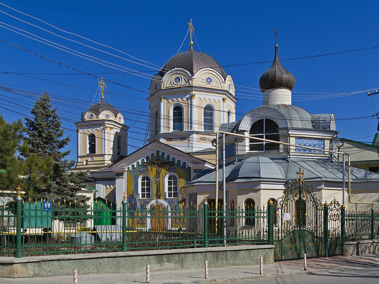 Holy Trinity Cathedral in Simferopol, associated with Luke Voyno-Yasenetsky
